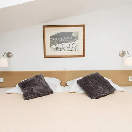 Maris דירה מאקרסקה