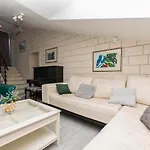Maris Apartmán